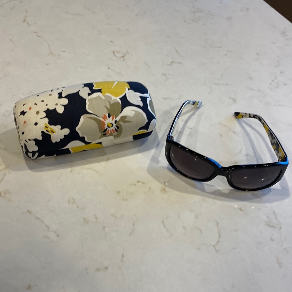 Vera Bradley sunglasses in case